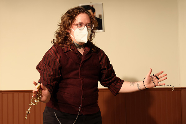 lex as the judge in the government inspector